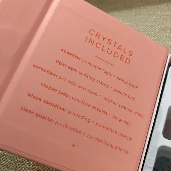 Zodiac Crystal Collection - Picture 5 of 5